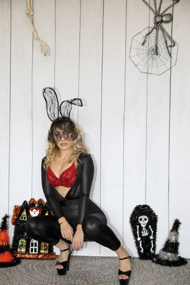 Dinglederper Leather Costume Patreon - #10