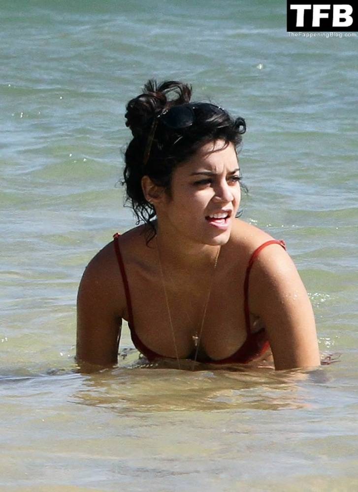 Vanessa Hudgens Nude & Sexy Collection – Part 3 - #7