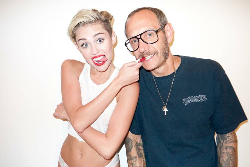 Miley Cyrus See-Through Panties BTS Set Leaked - #8