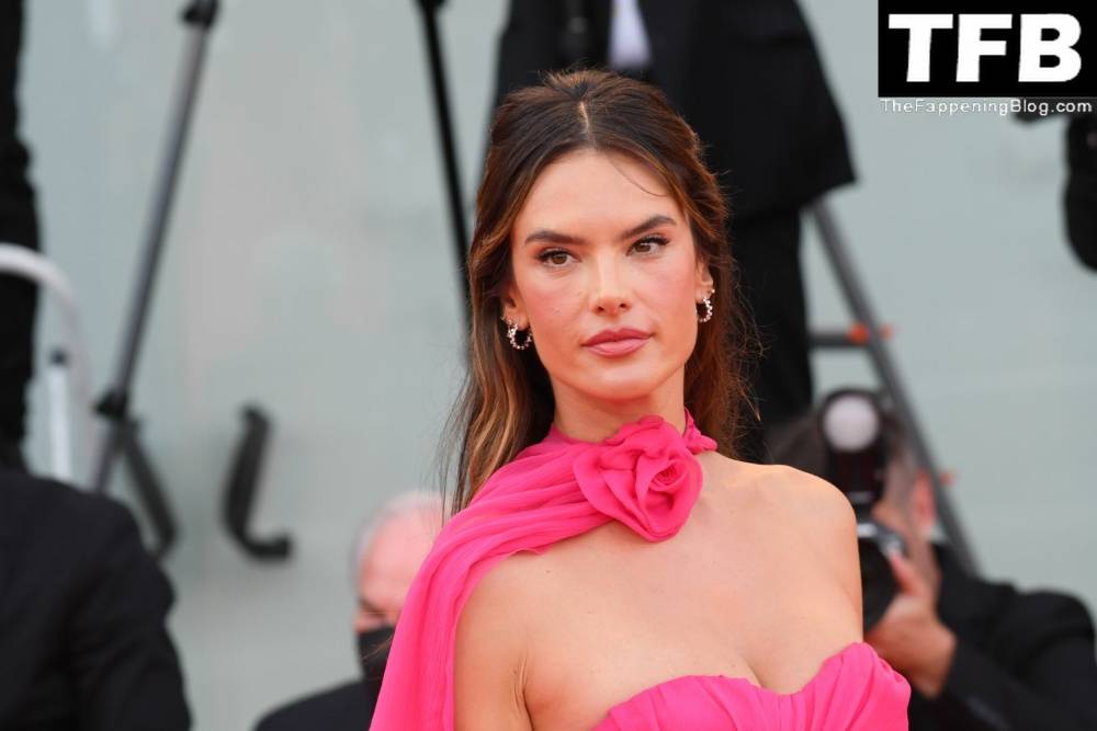 Alessandra Ambrosio Looks Stunning at the 79th Venice International Film Festival - #11