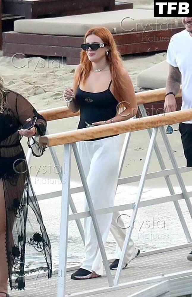 Bella Thorne Has a New Male Friend After Splitting Benjamin Mascolo - #27