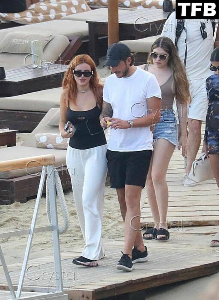 Bella Thorne Has a New Male Friend After Splitting Benjamin Mascolo - #21