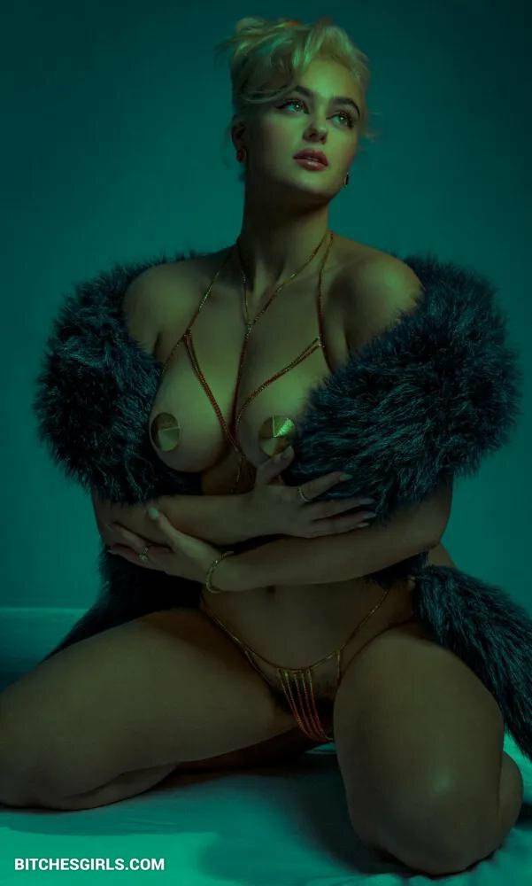 Stefania Ferrario patreon nudes - #24