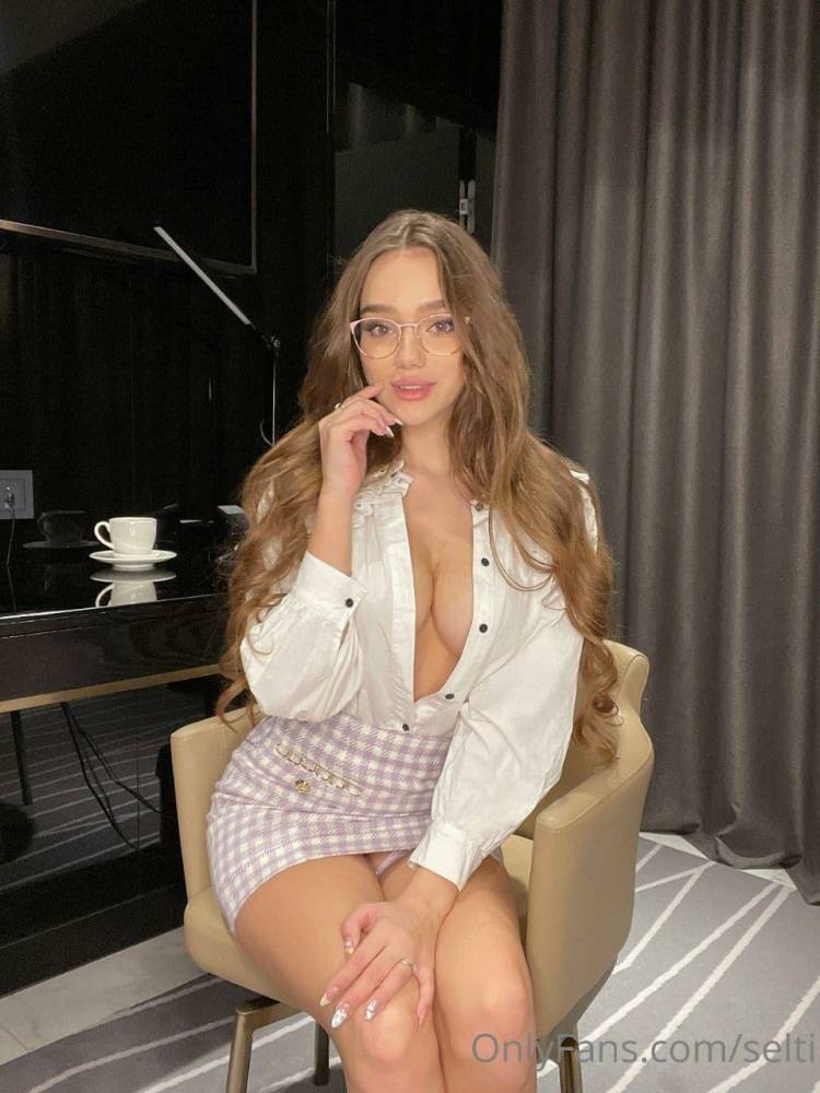 Selti Nude Secretary Skirt Strip Onlyfans Set Leaked - #1