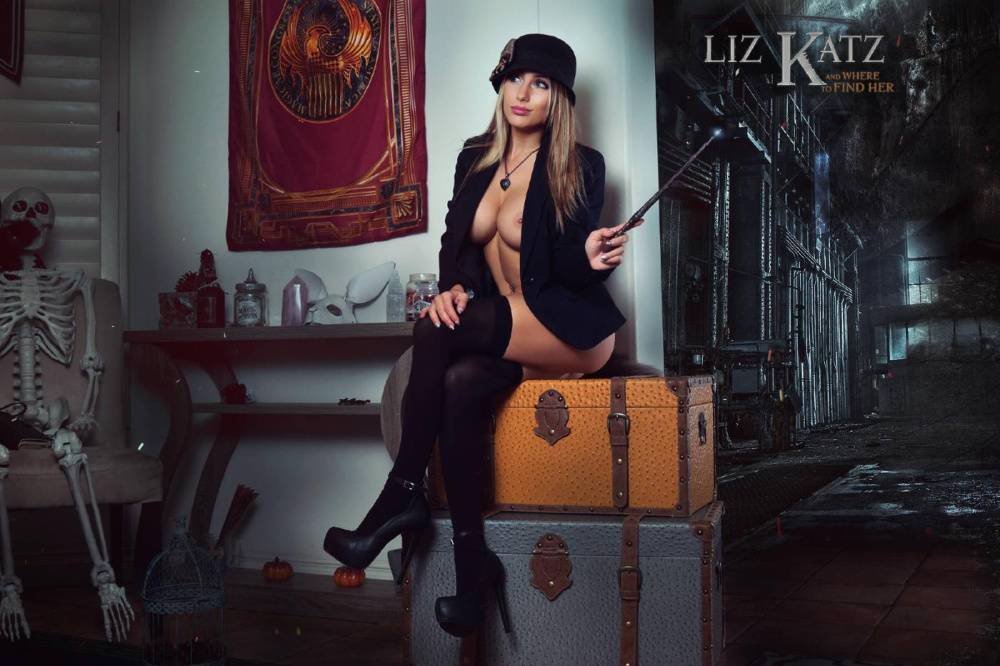 Liz Katz Fantastic Beasts Cosplay Onlyfans Set Leaked - #1