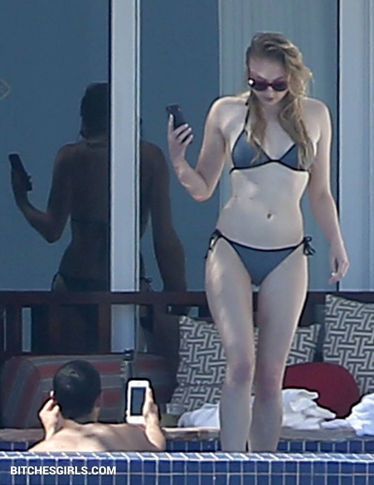 Sophie Turner Nude Celebrities - Nude Videos Celebrities - #17