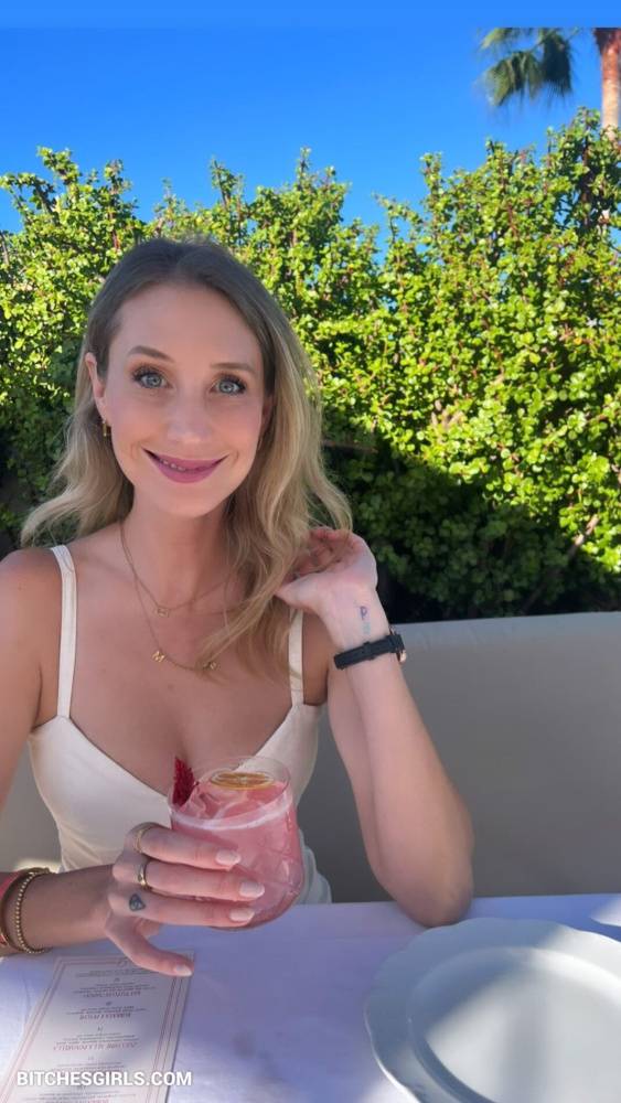 Maude Garrett Youtube Sexy Influencer - Maude - #8