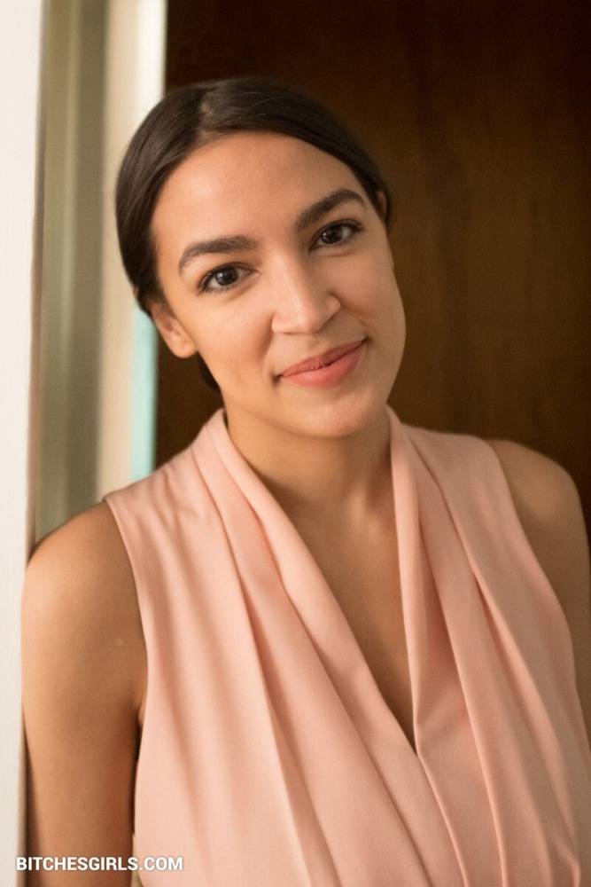 Alexandria Ocasio-Cortez Nude Celebrities - Aoc Celebrities Leaked Naked Photo - #6