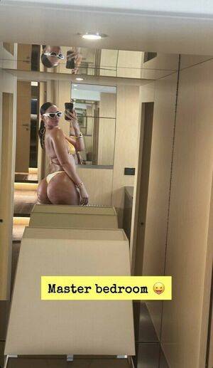 Yesjulz Nude Leaks - #24