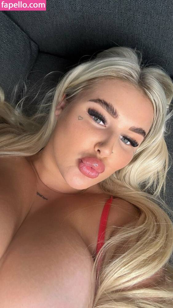 AUSSIE BIG BOOTY BLONDE 1% / bambibabe99 Nude Leaks OnlyFans - TheFap - #1