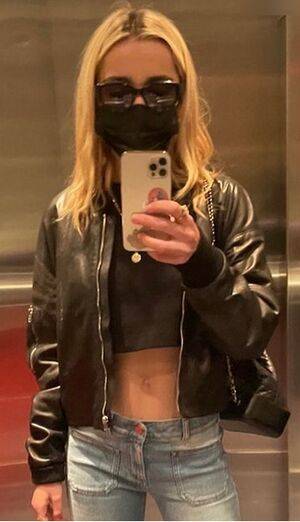 AdventuresSabrina / Kiernan Shipka / kiernanshipka Nude Leaks - Fapello - #10