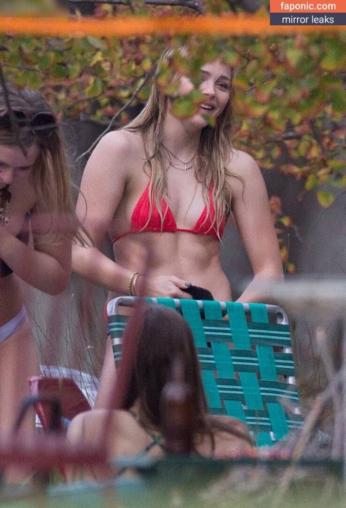 Chloe Grace Moretz aka ChloeGMoretz Nude Leaks - #14