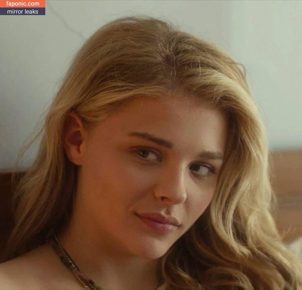 Chloe Grace Moretz aka ChloeGMoretz Nude Leaks - #10