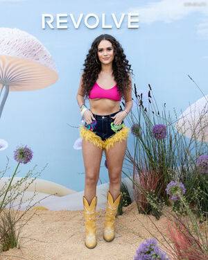 Madison Pettis / madisonpettis Nude Leaks - Fapello - #10