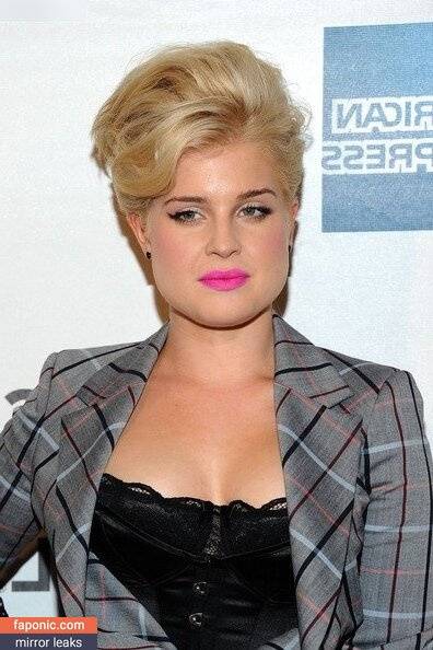 Kelly Osbourne aka KellyOsbourne Nude Leaks - #7