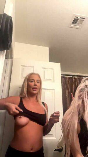 Tana Mongeau / tanamongeau Nude Leaks - #4