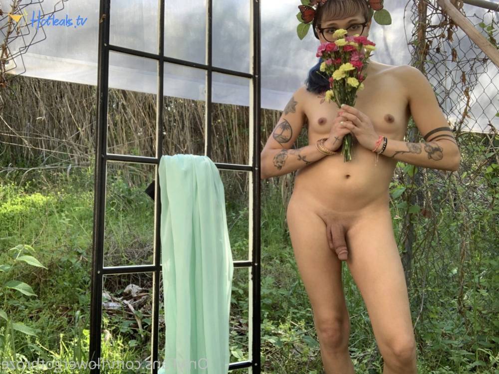 Flowergoth Roze / flowergothroze Nude Leaks OnlyFans - TheFap - #9