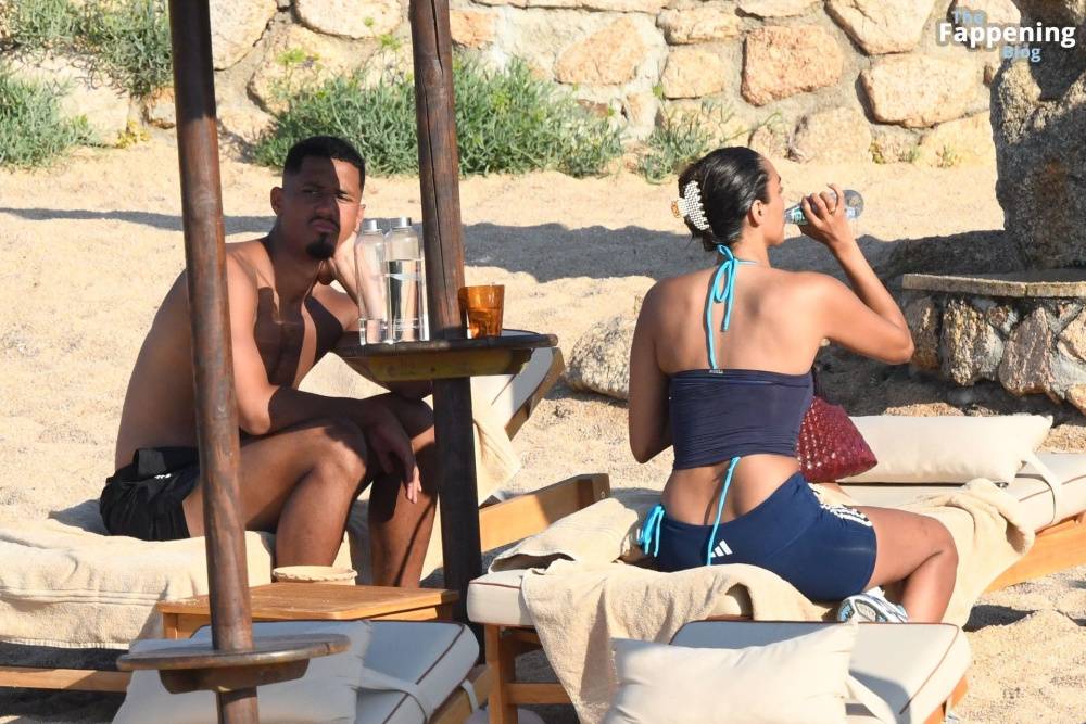 Sandra Shehab & William Saliba Take a Break in Sardinia (66 Photos) - #19