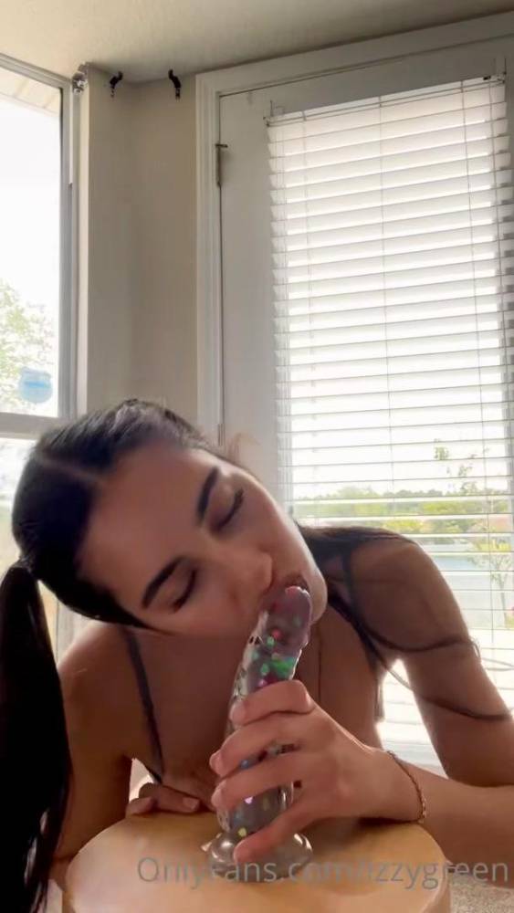 Izzy Green Nude Dildo JOI Blowjob OnlyFans Video Leaked - #9