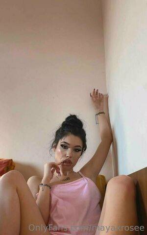 Mayaxrosee / mayaxrose / mroseeee_ Nude Leaks - #25