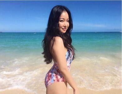 Charlet Chung / charletchung Nude Leaks - Fapello - #3