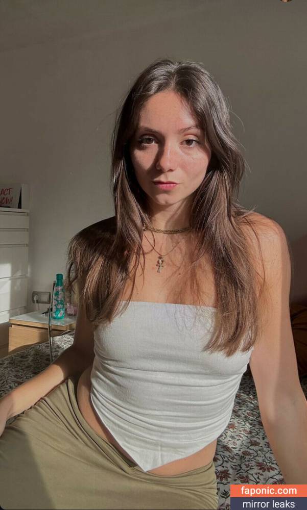 Laura Llobet aka lauritzzzen Nude Leaks - #4