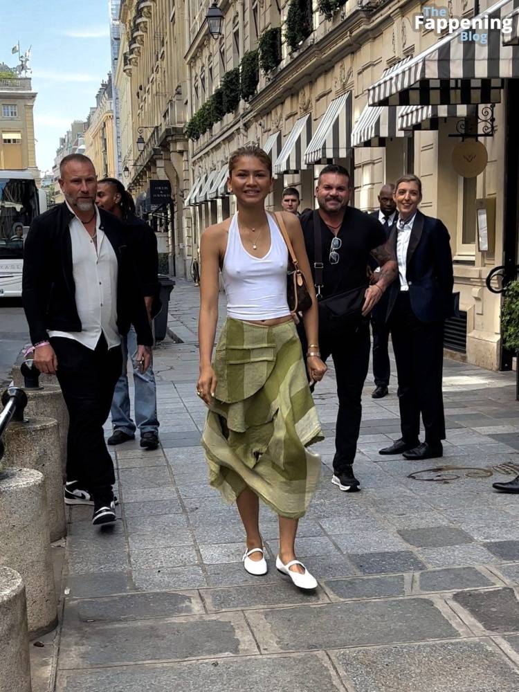 Zendaya Goes Bralessin Paris (30 Photos) - #23