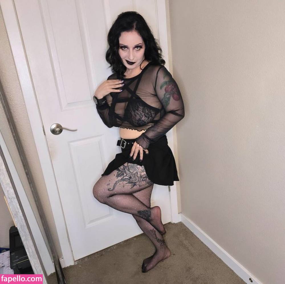 Goth-goddess-thea / goth-goddess-thea Nude Leaks OnlyFans - TheFap - #23