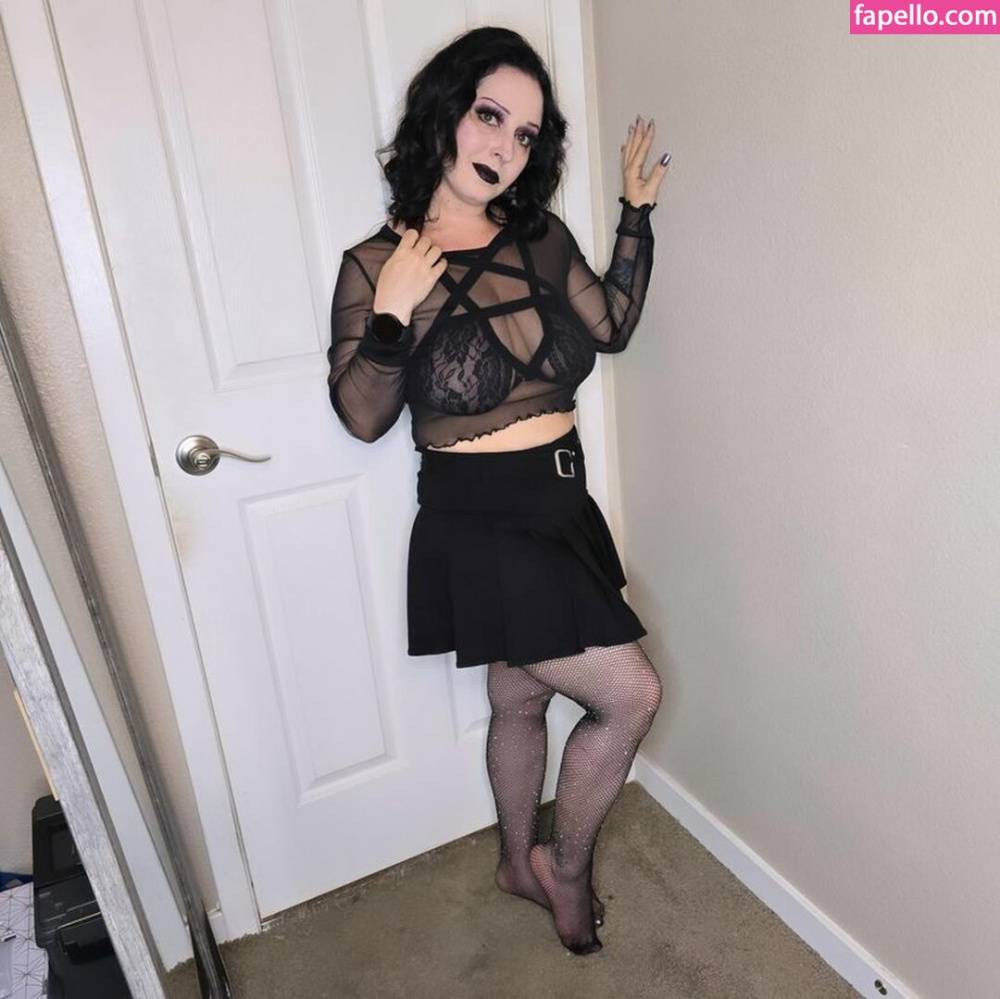 Goth-goddess-thea / goth-goddess-thea Nude Leaks OnlyFans - TheFap - #21