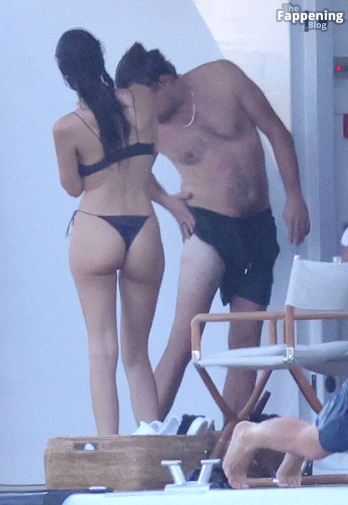 Vittoria Ceretti Displays Her Sexy Butt on a Yacht in Sardinia (49 Photos) - #1