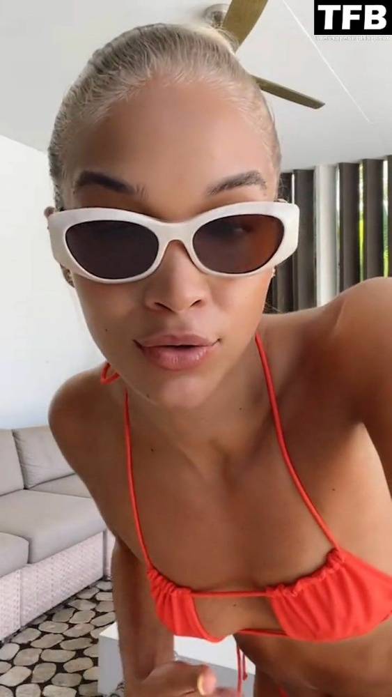 Jasmine Sanders Shows Off Her Sexy Bikini Body (10 Photos + Video) - #main