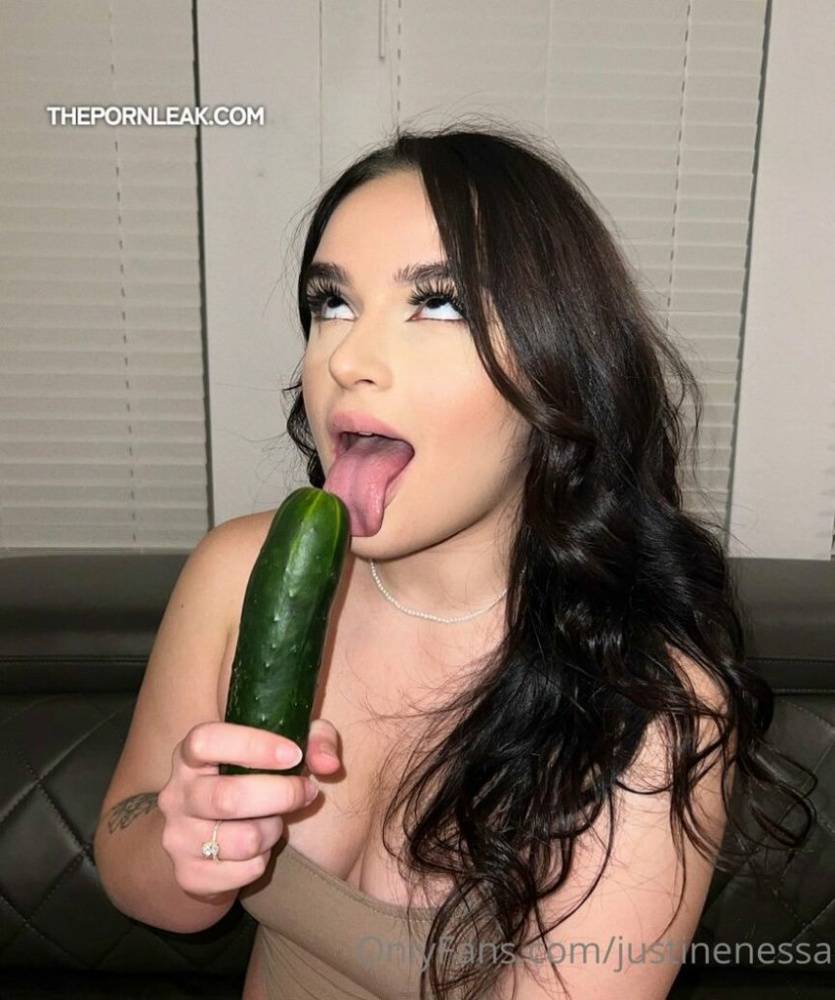 Justinenessa Nude Dildo Justinexjuicy Onlyfans! - #main