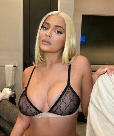 Kylie Jenner Sheer See Through Lingerie Nip Slip Set Leaked - Usa on solefans.net