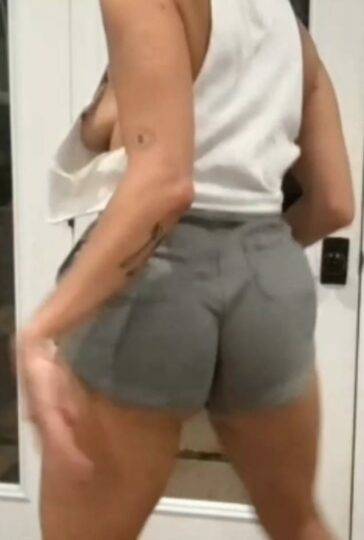 Gabbie Hanna Nipple Slip Onlyfans Livestream Leaked on solefans.net