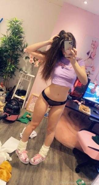 Belle Delphine Mirror Selfies Onlyfans Set Leaked on solefans.net