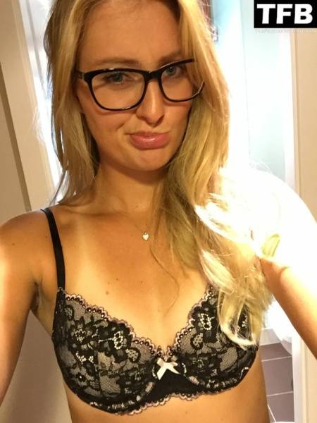 Kristina Mladenovic Sexy Leaked The Fappening on solefans.net