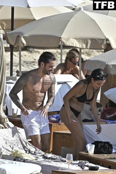 Rodri Fuertes Enjoys a Day with a Girl on the Beach in Ibiza on solefans.net