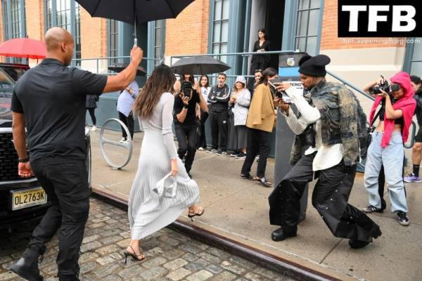 Braless Kendall Jenner Steps Out for The Khaite Fashion Show Before Heading to Revolve Gallery in NYC on solefans.net