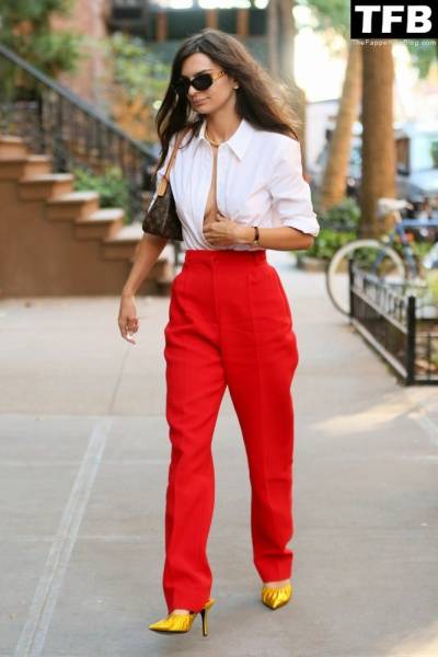 Newly Single Emily Ratajkowski Attends Forbes Power Women 19s Summit in NYC on solefans.net