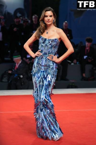 Alessandra Ambrosio Displays Her Cleavage at the 79th Venice International Film Festival on solefans.net