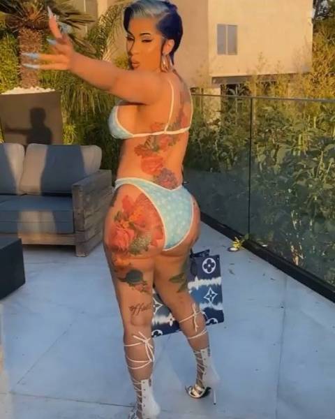 Cardi B Bikini Rant Video Leaked on solefans.net