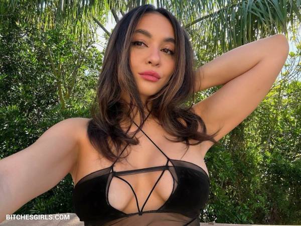 Stella Hudgens Nude Celebrities - Celebrities Leaked Nudes on solefans.net