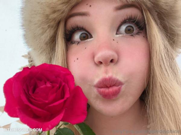 Belle Delphine Cosplay Nudes - Bunnydelphine Nsfw Photos Cosplay on solefans.net