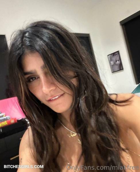 Mia Khalifa Nude Celeb - Miakfree Onlyfans Leaked Naked Photos on solefans.net