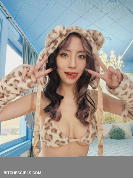 Stella Chuu Cosplay Nudes - Stellachuuuuu Twitch Leaked Nudes on solefans.net