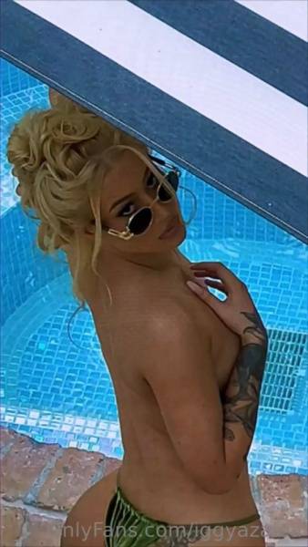 Iggy Azalea Nude See-Through Pool Onlyfans Video Leaked on solefans.net