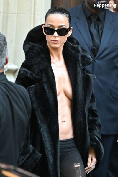 Katy Perry Displays Her Sexy Tits in Paris (78 Photos) - city Paris on solefans.net