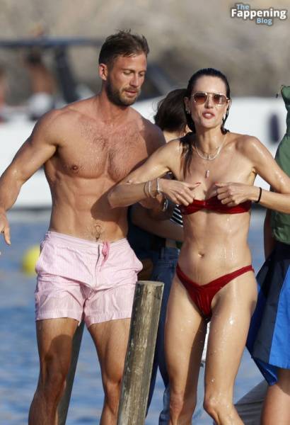 Alessandra Ambrosio is Seen with Alexander Smurfit Enjoying a Swim Together in Ibiza (39 Photos) - Brazil - Ireland on solefans.net