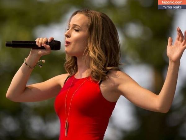 Bridgit Mendler aka bridgitmendler Nude Leaks on solefans.net