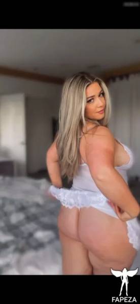 Ellanabryan / ellanabryan Nude Leaks OnlyFans - TheFap on solefans.net